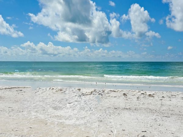 Discover Your Perfect Holmes Beach Condo with Heated Pool