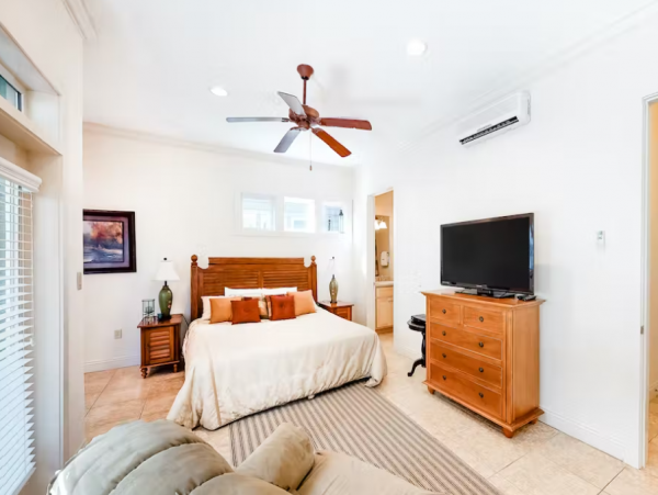 Panama City Beach 3 Bedroom Home Sleeps 12