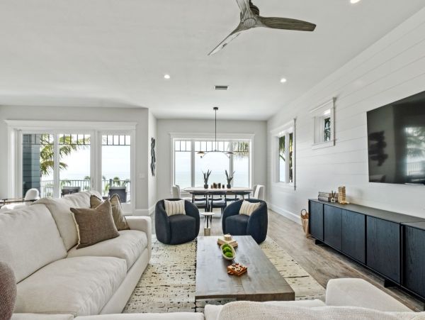 Luxury 8 Bedroom Anna Maria Private Beach Path Vacation Home
