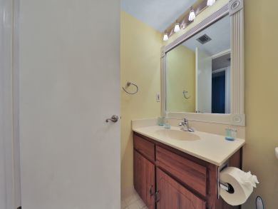 Daytona Beach Condo 913905