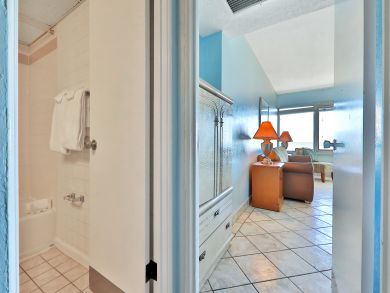 Daytona Beach Condo 913913