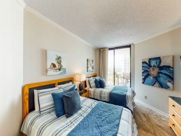 Gorgeous Coastal Vacation Condo in Miramar Beach Sleeps 6