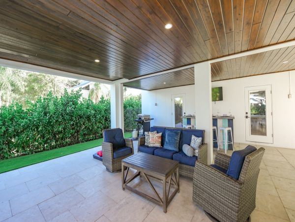 Anna Maria Island Vacation Home Sleeps Sixteen Guests