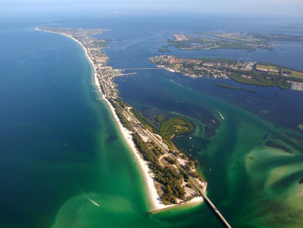 Anna Maria Island Vacation Home Sleeps Sixteen Guests
