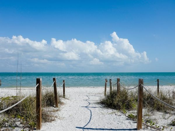 Cape Coral Vacation Home With Private Pool Sleeps 12 Guests