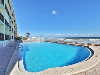 Daytona Beach Condo 913953