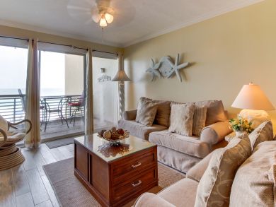 Panama City Vacation Condo Sleeps Six.
