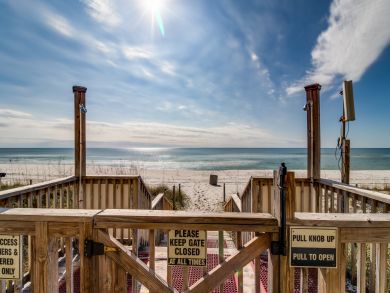 Panama City Vacation Condo Sleeps Six.