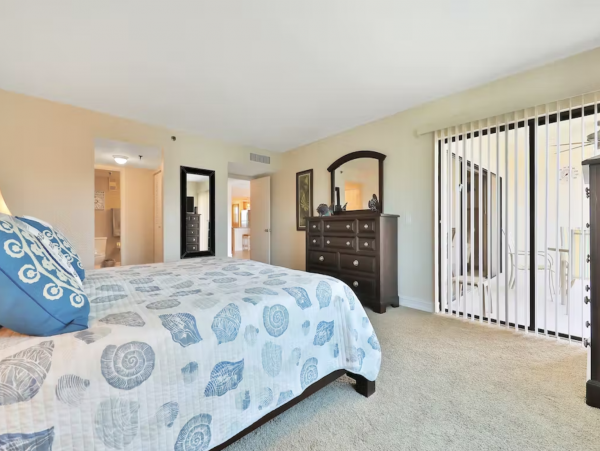 Lovely Open Lanai Fabulous Indian Shores Condo