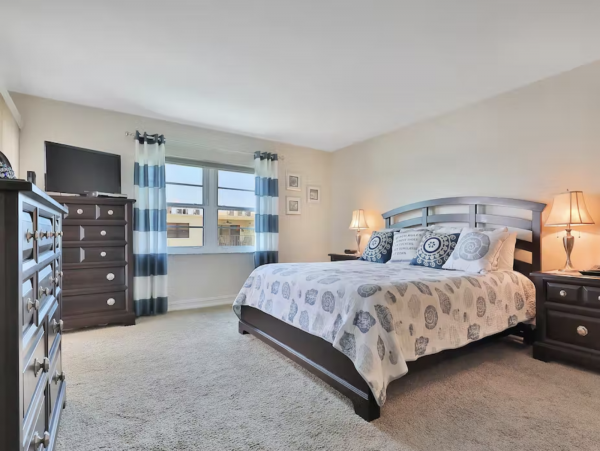 Lovely Open Lanai Fabulous Indian Shores Condo