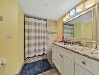 Daytona Beach Condo 913985