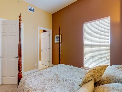Clearwater Condo 913987