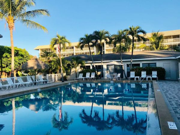 Sanibel Vacation Condo Two Bedroom On Beach