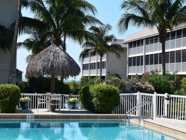 Sanibel Vacation Condo Two Bedroom On Beach