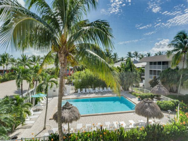 Sanibel Vacation Condo Two Bedroom On Beach