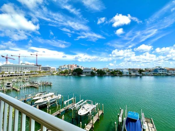 Clearwater Vacation Condo Bay Views