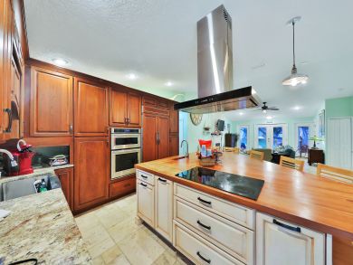 St. Augustine Home 914020