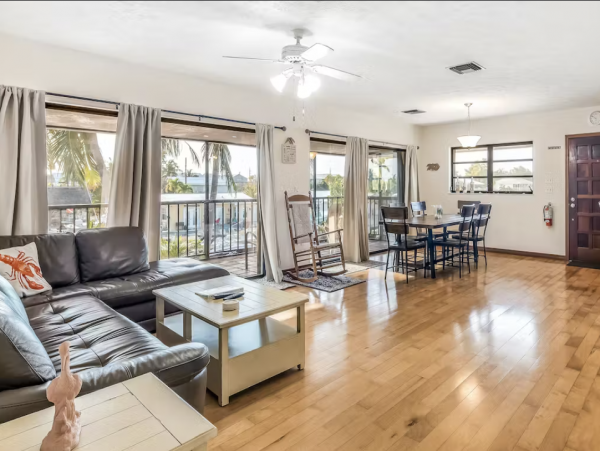 Florida Keys Lovely 3 Bedroom Vacation Home With Pool & Dock