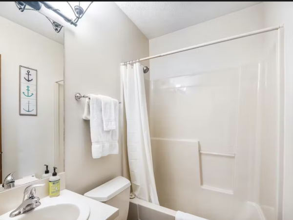 Florida Keys Lovely 3 Bedroom Vacation Home With Pool & Dock