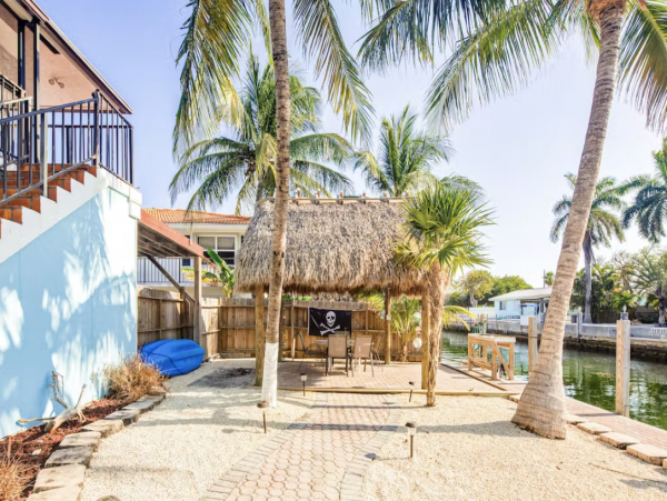 Florida Keys Lovely 3 Bedroom Vacation Home With Pool & Dock