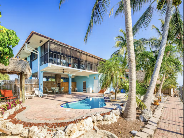 Florida Keys Lovely 3 Bedroom Vacation Home With Pool & Dock