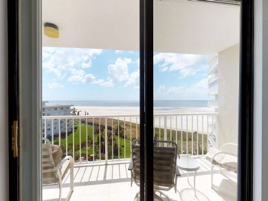 Stunning Beach Accommodation on Majical Marco Island.
