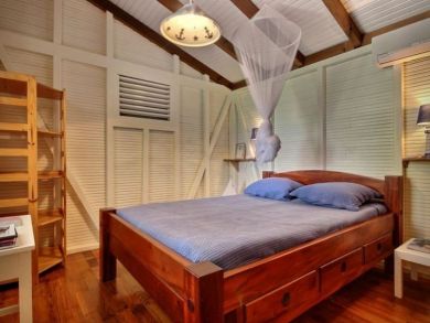 Martinique Luxury Villa Upscale Beachfront Six Bedrooms