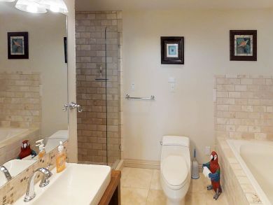 The Florida Keys Condo 914067