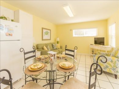 Ground Floor Studio Accommodation with Pool Ground Floor Studio Accommodation with Pool