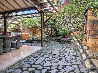 Basse Terre Luxury Vacation Home away from Home