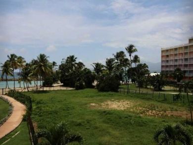 Gosier Beachfront Apartment in Gorgeous Guadeloupe