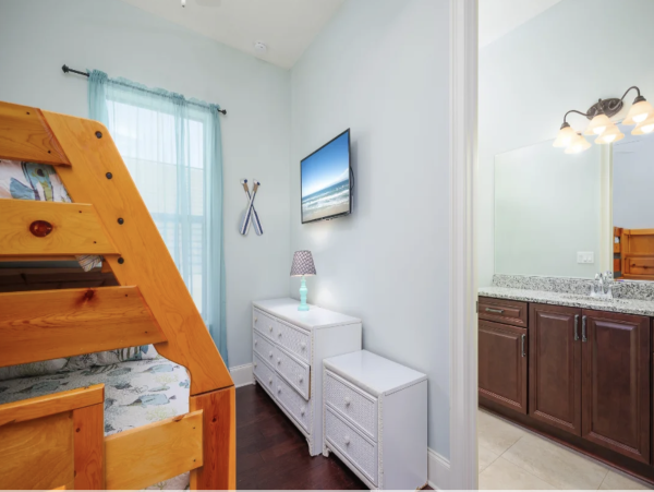 One of the Finest Luxury Beach Rentals Great Interior