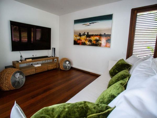 Stunning Vacation Rental Villa in Guadeloupe with Sea Views