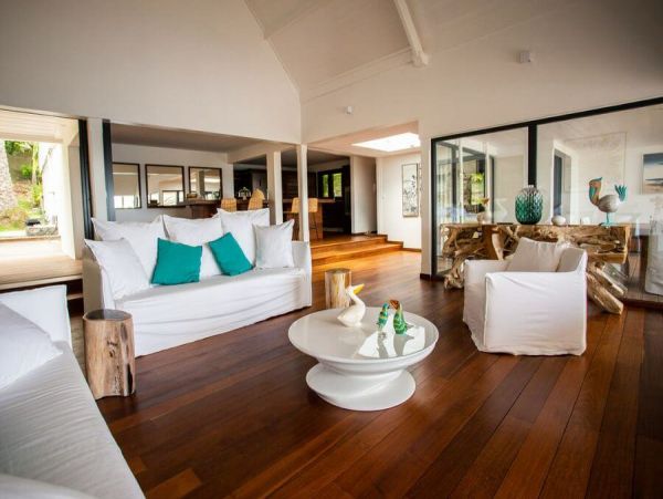 Stunning Vacation Rental Villa in Guadeloupe with Sea Views