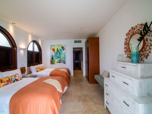 Stunning Luxury Villa in Saint Martin 14 Bedrooms Sleeps 28