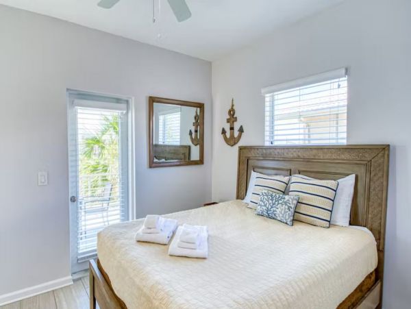 Beautiful Home with Private Pool & Spa in St. Augustine