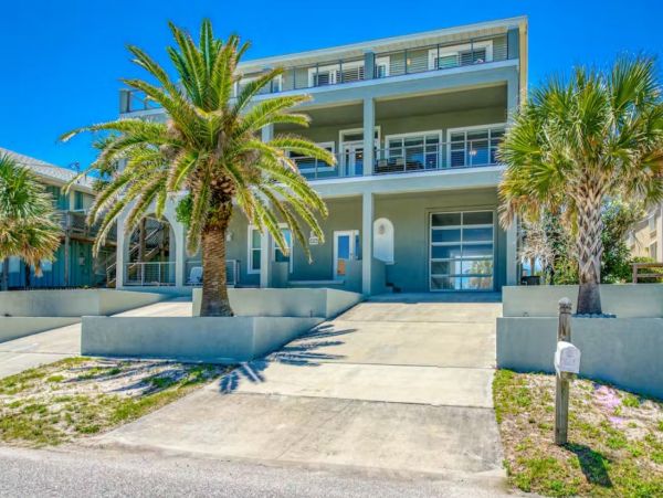 Beautiful Home with Private Pool & Spa in St. Augustine