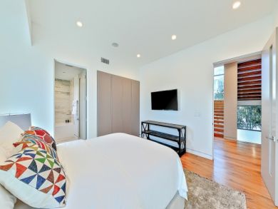 The Ultimate Santa Monica Vacation Luxury Residence