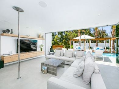 Luxury Mission Beach Rental Home One of the Areas Finest
