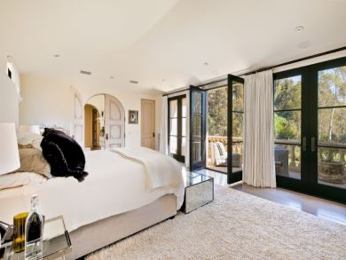 Magnificent Malibu Vacation Home Luxury Residence