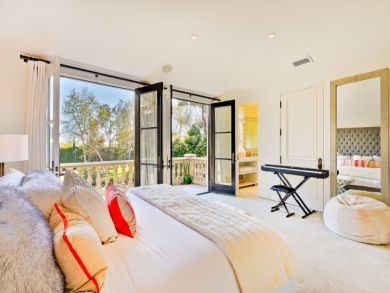 Magnificent Malibu Vacation Home Luxury Residence