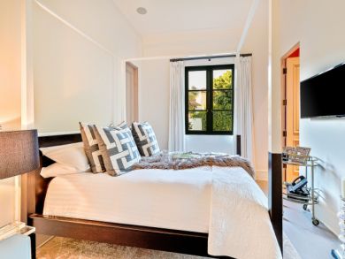 Magnificent Malibu Vacation Home Luxury Residence