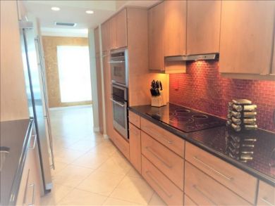 Longboat Key Vacation Luxury Condo on Beach