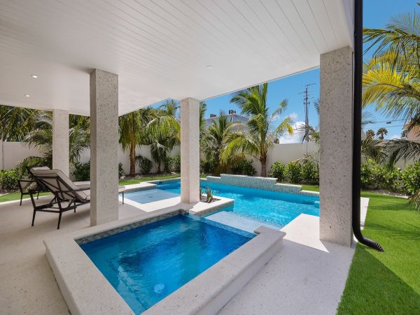 Bradenton Beach Tastefully Decorated Vacation Rental