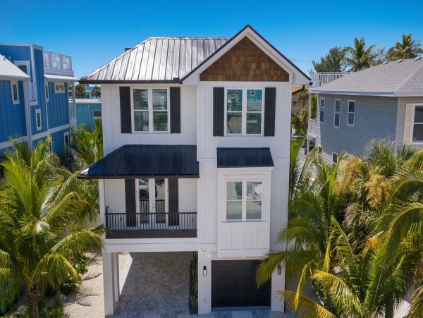 Bradenton Beach Tastefully Decorated Vacation Rental
