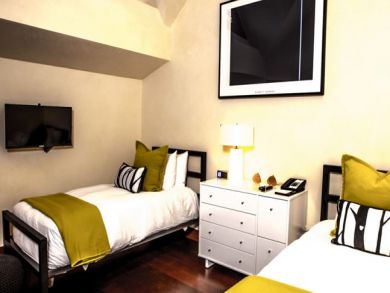 One Bedroom Plus Den