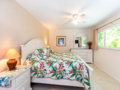 Sanibel Vacation Rental Home Three Bedrooms Pool