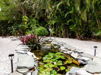 Sanibel Vacation Rental Home Three Bedrooms Pool