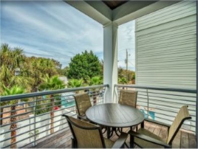 Frangista Beach Luxury Home, Walk to Beach and Private Pool
