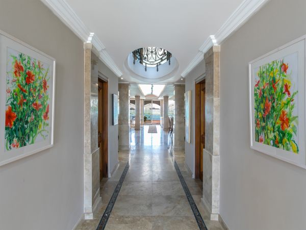 Six Bedroom Luxury Villa Simpson Bay On Beach Sea Views